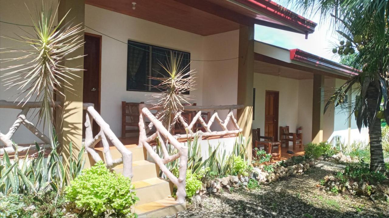 Casa James Apartment, Rooms , Pool And Restaurant Siquijor Eksteriør bilde